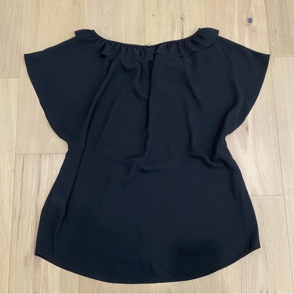 Banana Republic | Black Ruffle Boatneck Short Sleeve Blouse 🖤 - Picture 1 of 5